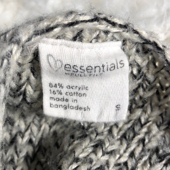 Tillys Full Tilt Knit Sweater - Picture 5 of 5